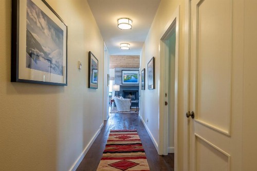 Wildflower Penthouse with Baldy Views - image 11