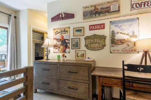 Wildflower Penthouse with Baldy Views - image 29