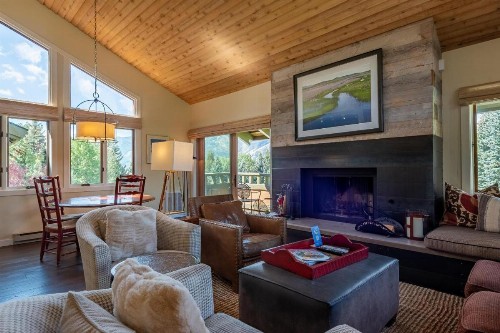 Wildflower Penthouse with Baldy Views - image 30