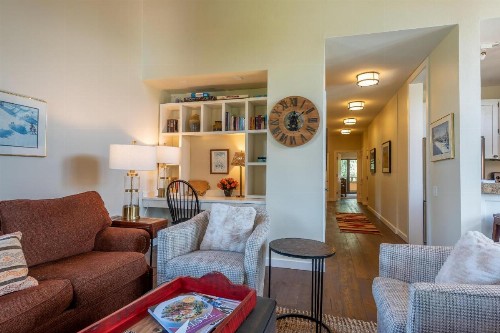 Wildflower Penthouse with Baldy Views - image 7