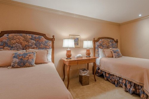 Lodge Apartments with Sun Valley Amenities - image 24