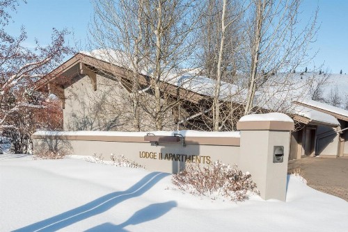 Lodge Apartments with Sun Valley Amenities - image 36