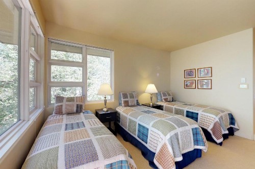 Meadowridge Retreat - image 8