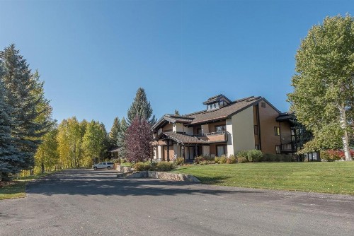 Wildflower Condo with access to Sun Valley pool hot tub tennis and golf - image 32