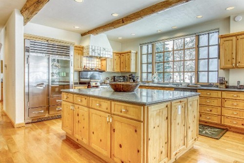Lane Ranch Mountain Retreat - image 10