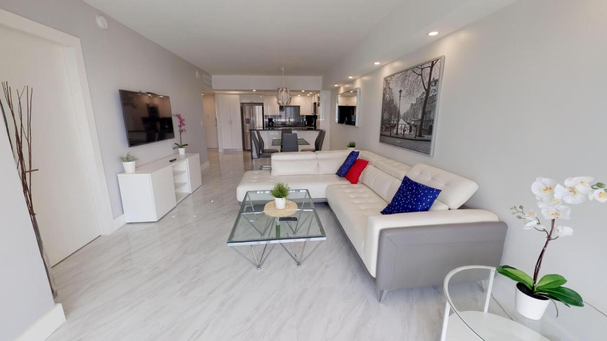 Ocean Reserve Condo by FlatsAway - image 4