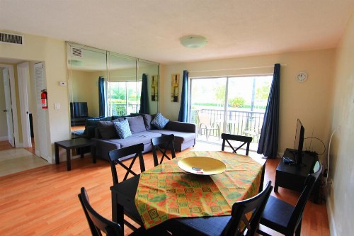 Sunny Isles Apartments by MiaRentals - image 29