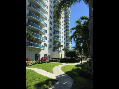 Ocean Reserve Miami Luxury Rentals - image 24