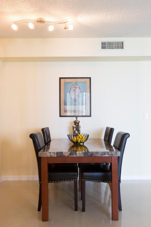 Apartment By Great Sunny Isles Lodging - image 12