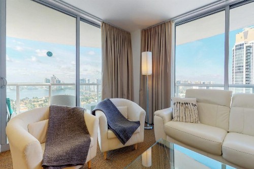 ​Marenas Resort Condos - image 7