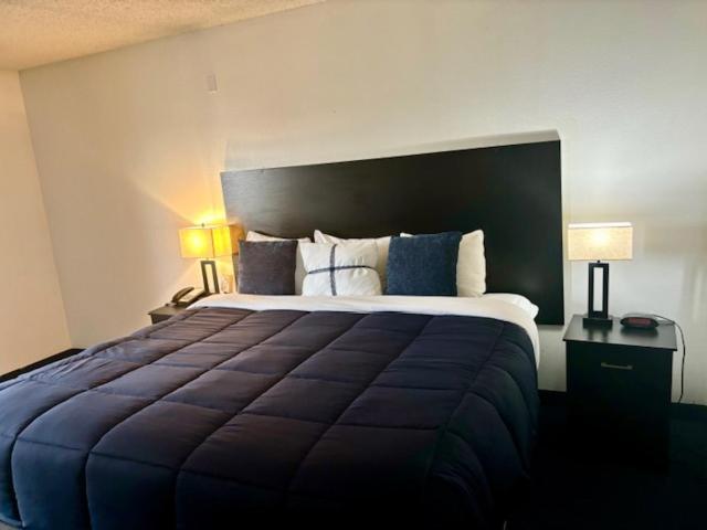 Quality Inn Sunnyside Heart of Wine Country - main image