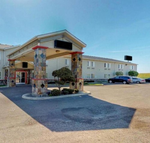 Quality Inn Sunnyside Heart of Wine Country - image 13