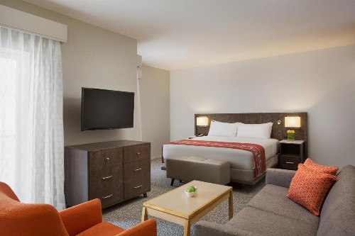 Corporate Inn Sunnyvale - All-Suite Hotel - image 21