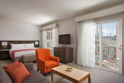 Corporate Inn Sunnyvale - All-Suite Hotel - image 29
