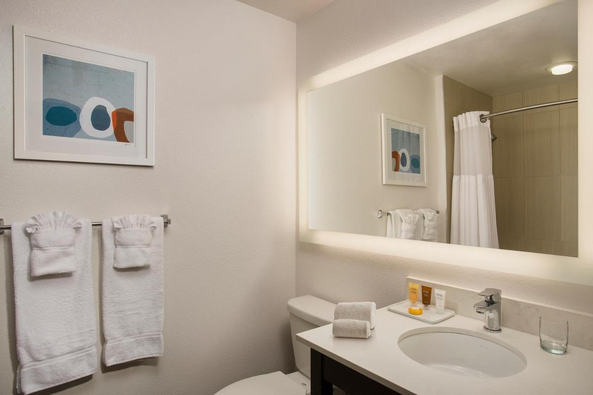 Corporate Inn Sunnyvale - All-Suite Hotel - image 4