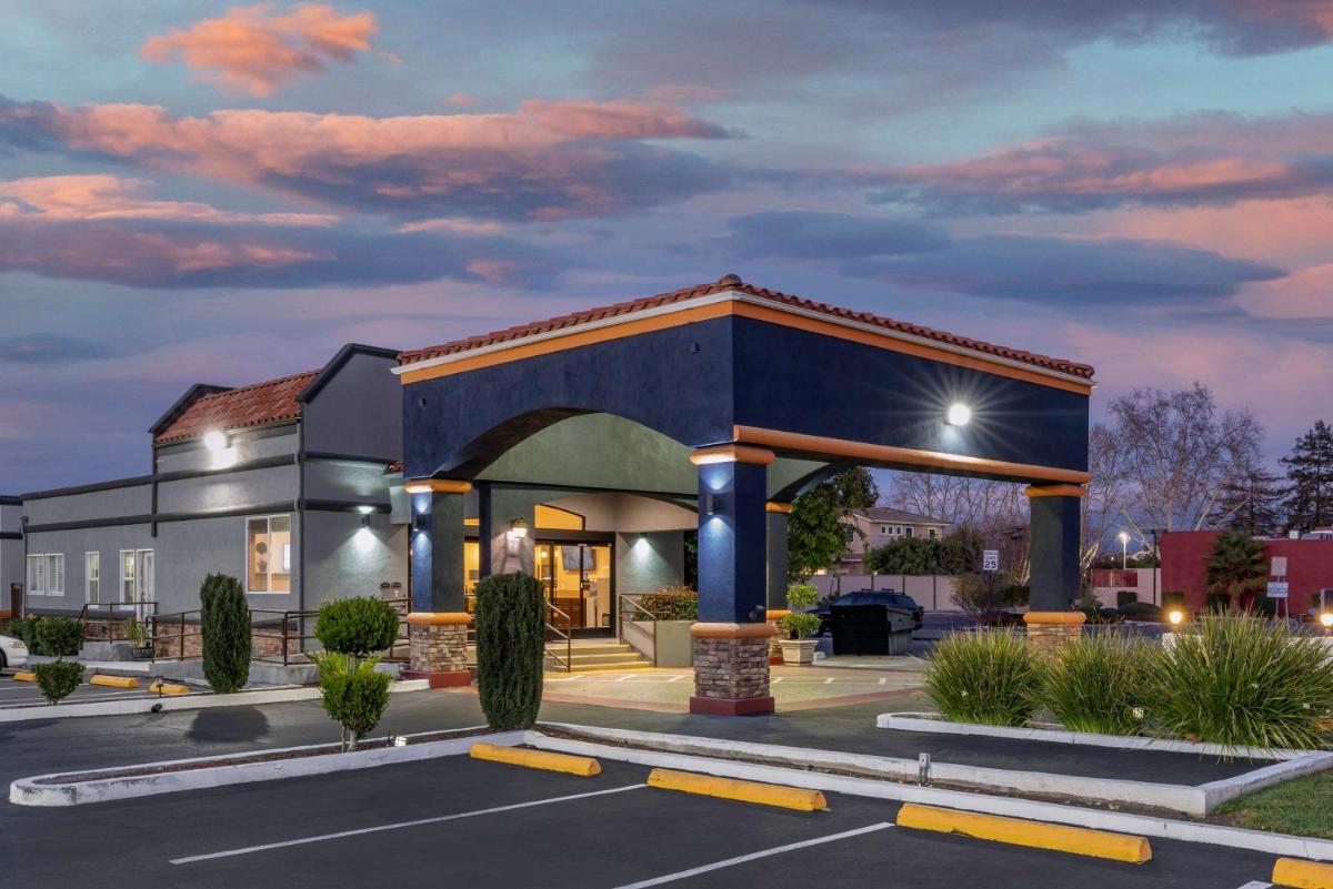 Best Western Inn Santa Clara - main image