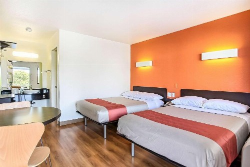 Motel 6-Sunnyvale CA - South - image 16