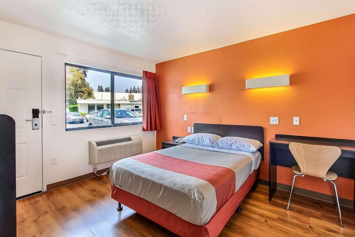 Motel 6-Sunnyvale CA - South - image 6
