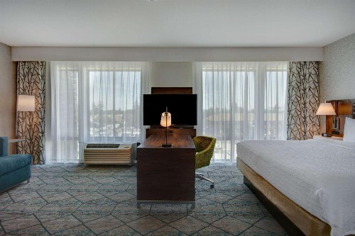 Hampton Inn & Suites Sunnyvale-Silicon Valley Ca - image 40