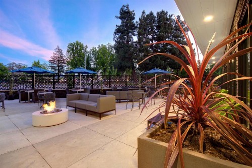 Hampton Inn & Suites Sunnyvale-Silicon Valley Ca - image 8