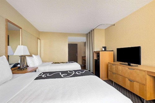 La Quinta by Wyndham Sunrise - image 14