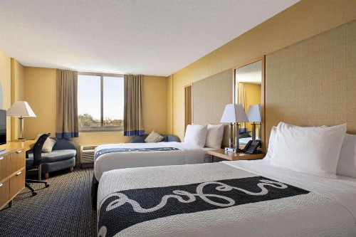 La Quinta by Wyndham Sunrise - image 15