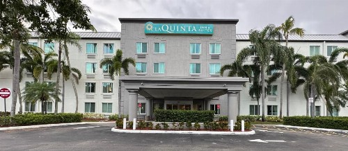 La Quinta by Wyndham Sunrise Sawgrass Mills - image 25