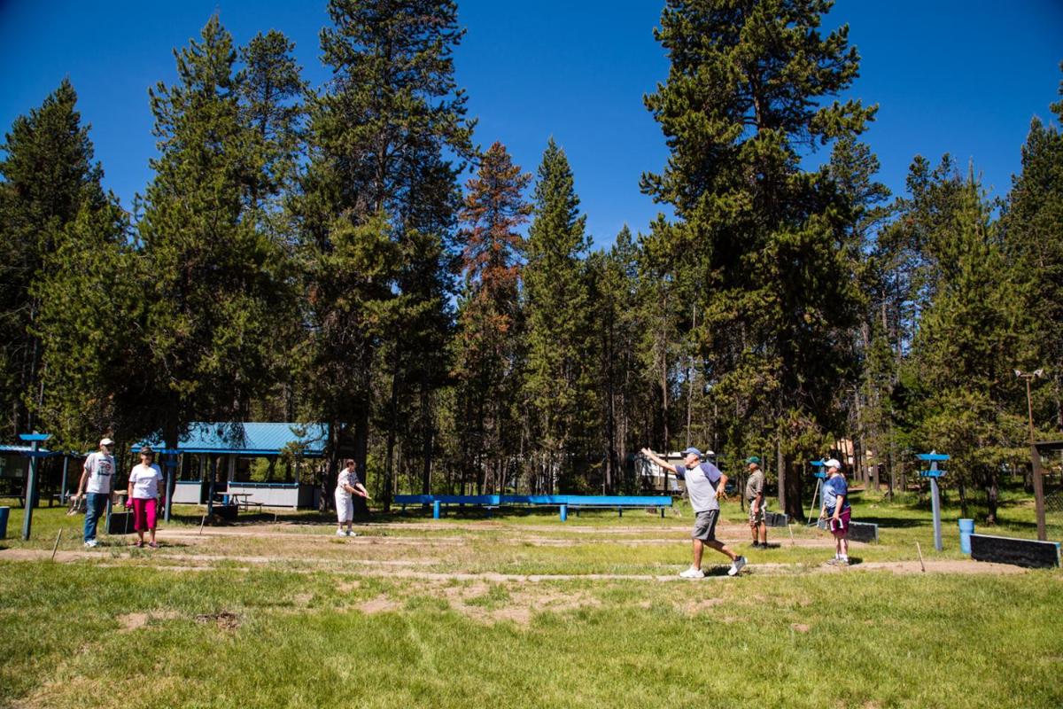 Bend-Sunriver Camping Resort Two-Bedroom Cabin 7 - image 5