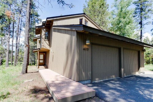 Golden Eagle Lane 17 | Discover Sunriver - image 8