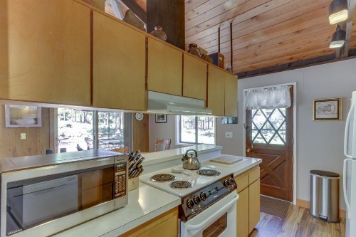 Hare Lane 05 | Discover Sunriver - image 9