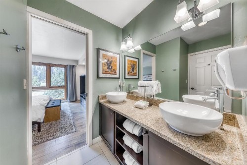 Meadow House 30 | Discover Sunriver - image 12