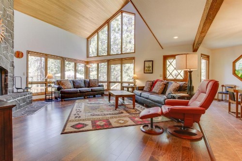 10 Todd Lane | Discover Sunriver - image 1