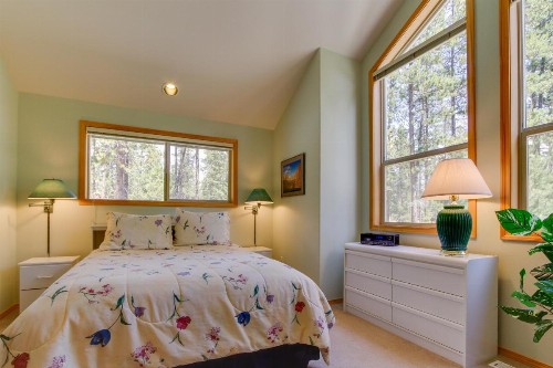 Filbert Lane 13 | Discover Sunriver - image 9