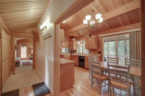 Otter Lane 11 | Discover Sunriver - image 6