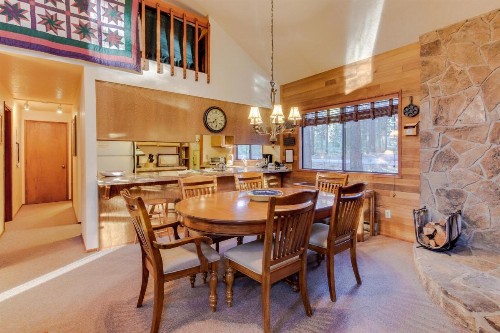 Otter Lane 12 | Discover Sunriver - image 7