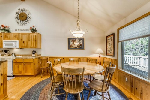 Red Cedar 42 | Discover Sunriver - image 7