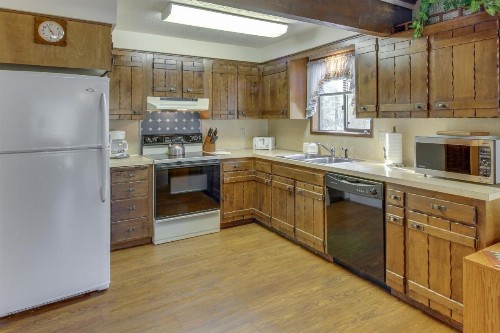 2 Fawn Lane - image 10