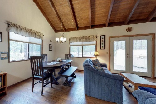 2 Fawn Lane - image 11