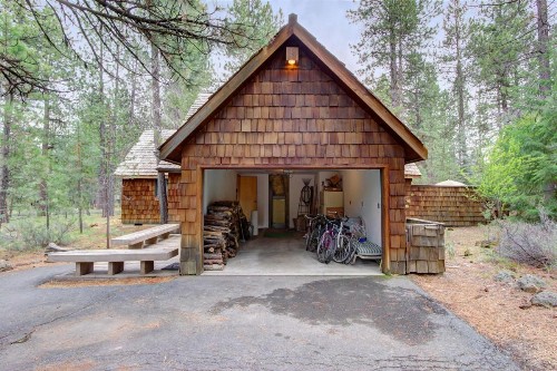 Conifer Lane - Lovely Woodland Setting - image 7