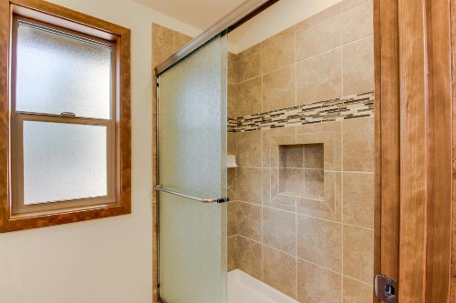 8 Lofty - image 11