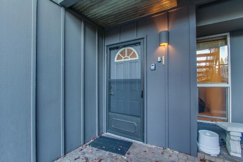 1 Abbot House - image 7