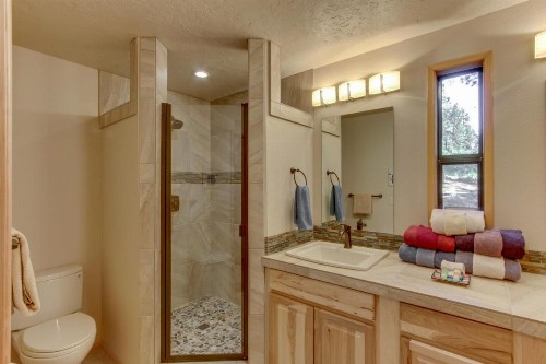 17066 Cooper Drive-Spring River Lodge - image 6