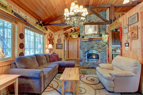 12 Deer Lane - image 1