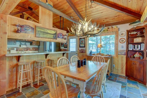 12 Deer Lane - image 11