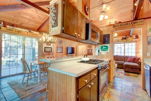 12 Deer Lane - image 2