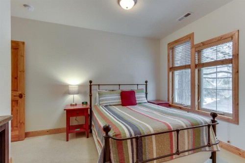 18 Aquila Lodge - image 9