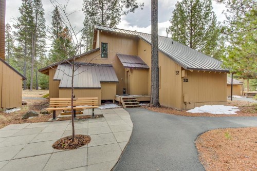 32 Cabin Cluster Ln - image 11