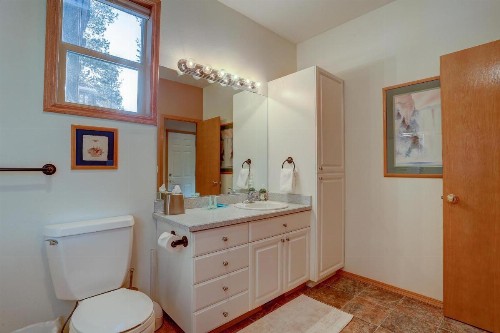 18 Hickory - image 8
