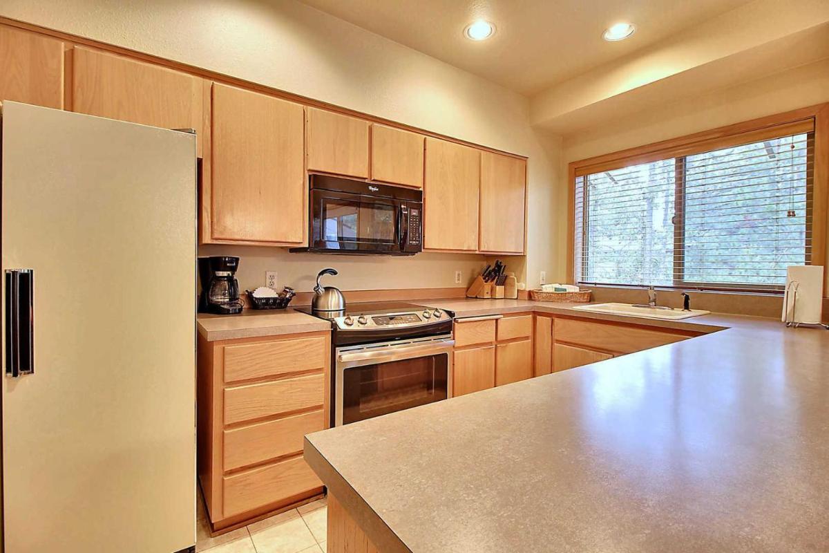 zRidge Condo 26 - image 7