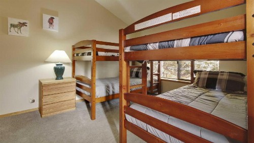 Skyline Condo 02 - image 14